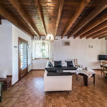 Charming Flat With Barbecue Dombasle-devant-Darney