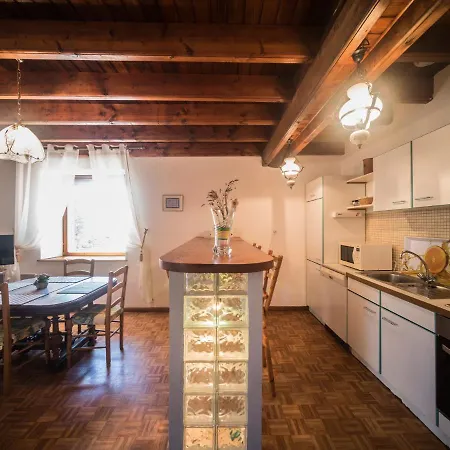 Charming Flat With Barbecue Dombasle-devant-Darney