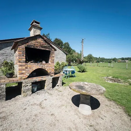 Charming Flat With Barbecue Dombasle-devant-Darney