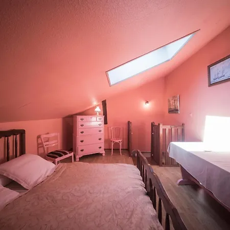 In Darney With Meadow Views Dombasle-devant-Darney