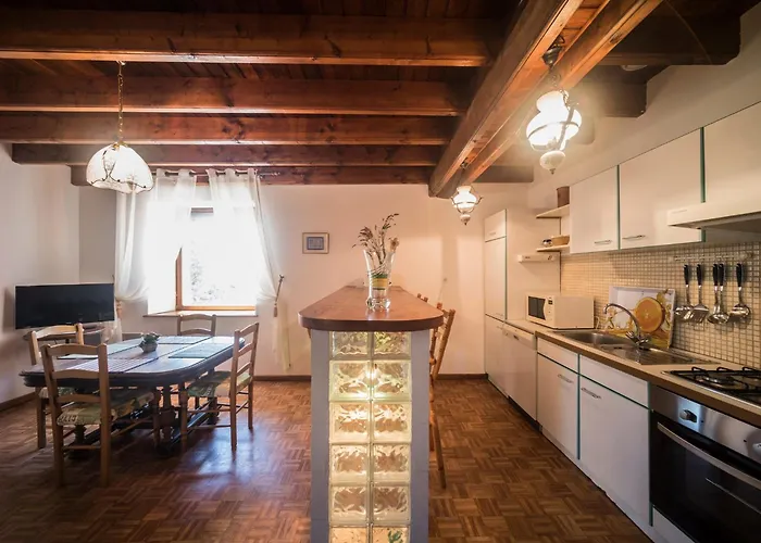 In Darney With Meadow Views * Dombasle-devant-Darney