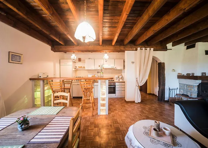 In Darney With Meadow Views