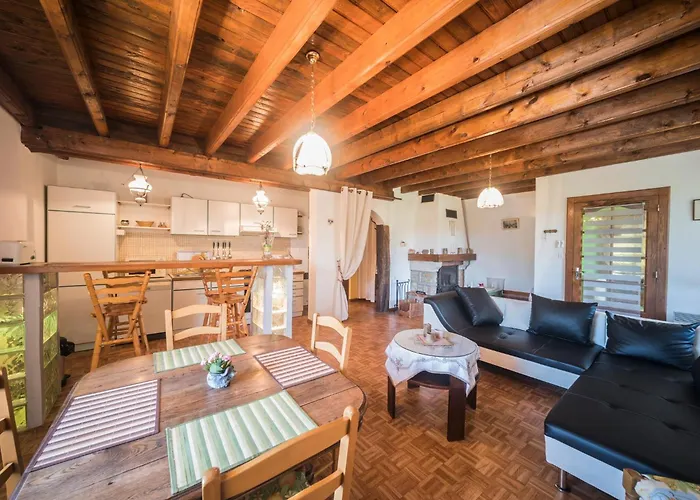 In Darney With Meadow Views Appartement *