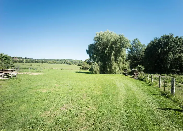 Appartement In Darney With Meadow Views